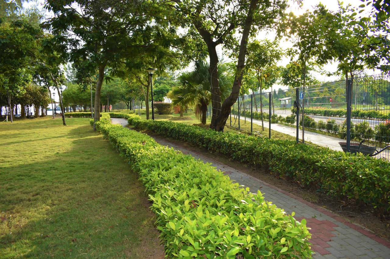 D'Wharf Hotel & Serviced Residence Port Dickson Exterior photo