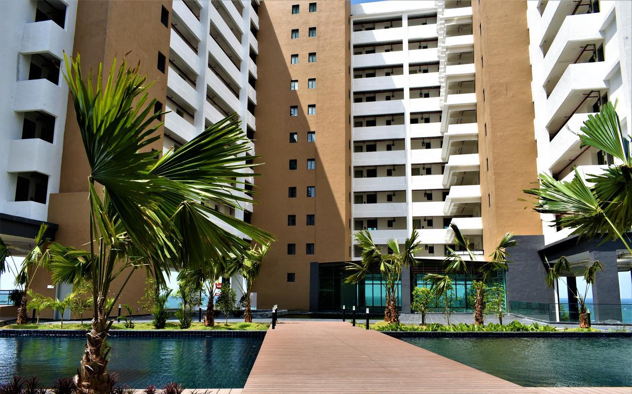 D'Wharf Hotel & Serviced Residence Port Dickson Exterior photo